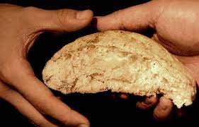 Chleb w dłoniach